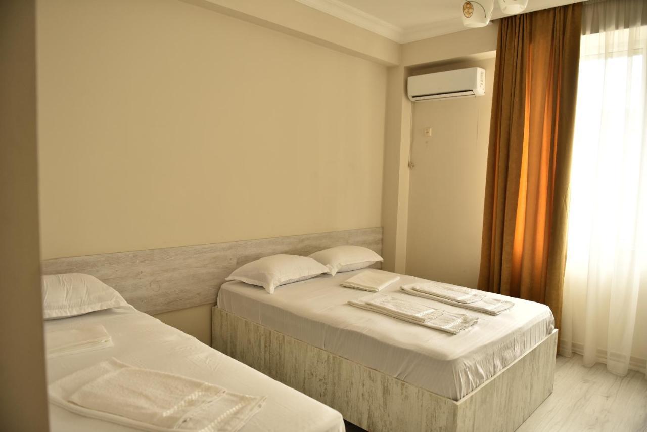 Prime Hotel Batumi Exterior photo